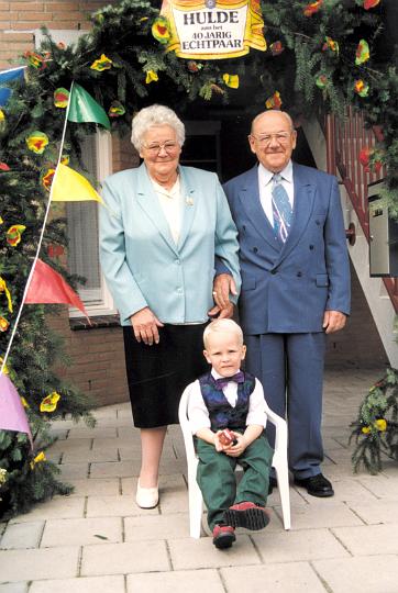 Marie en Janus 40j getr - met Peter sept 1993.jpg